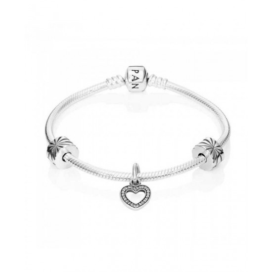 Pandora Bracelet Sparkling Heart Complete PN 10395 Jewelry