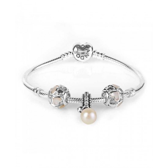 Pandora Bracelet Luminous Hearts Complete PN 10248 Jewelry